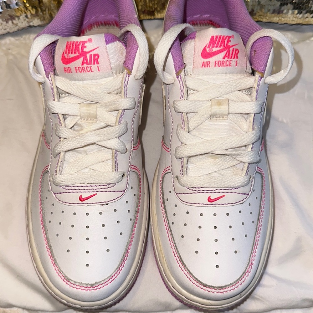 Nike Air Force 1